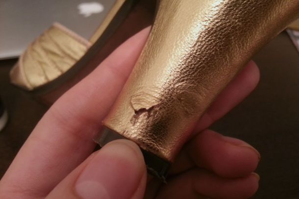 how_to_fix_torn_leather1