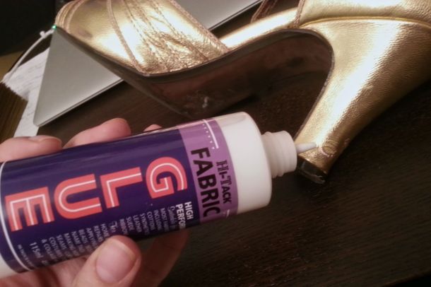 how_to_fix_torn_leather3