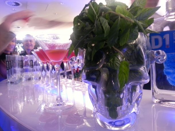 feathers_40th_birthday_london_01