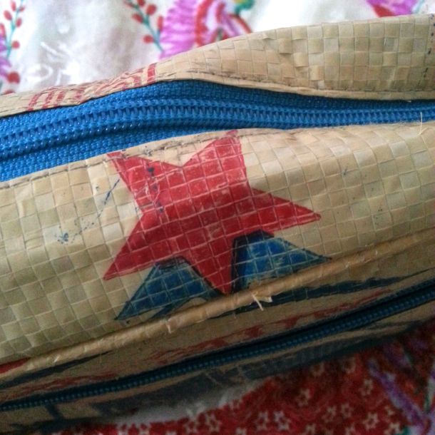 Utala_elephant_wash_bag_makeup_3