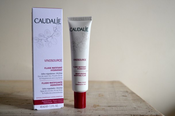 caudalie vinosource moisturising matifying fluid