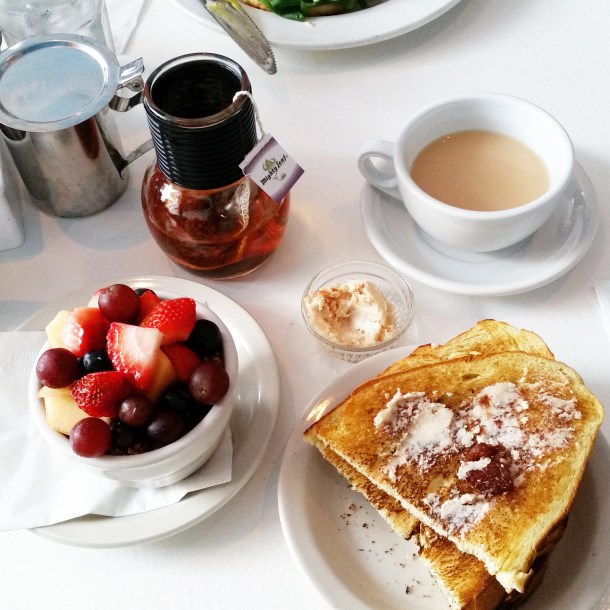 Cape Cod - Breakfast at Heaven