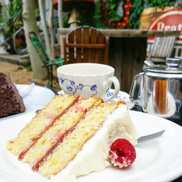 18. God's Own Junkyard - Cake Outside