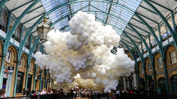 Charles Pétillon's Heartbeat featuring 100,000 balloons at Covent Garden, London 1