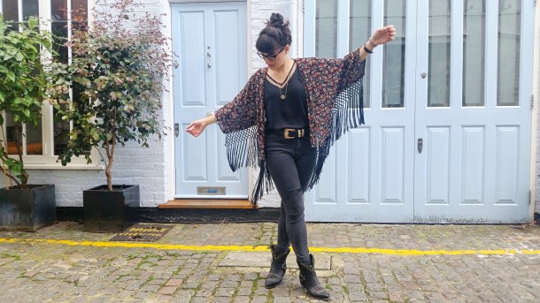 Call Me Katie - What I Wore - Ichi Marble Pendant Necklace, ASOS V neck vest top, All Saints high waist skinny jeans and cowgirl boots - 12