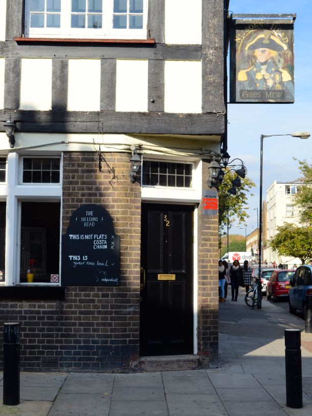 Call Me Katie - Columbia Road Flower Market in East London - 11