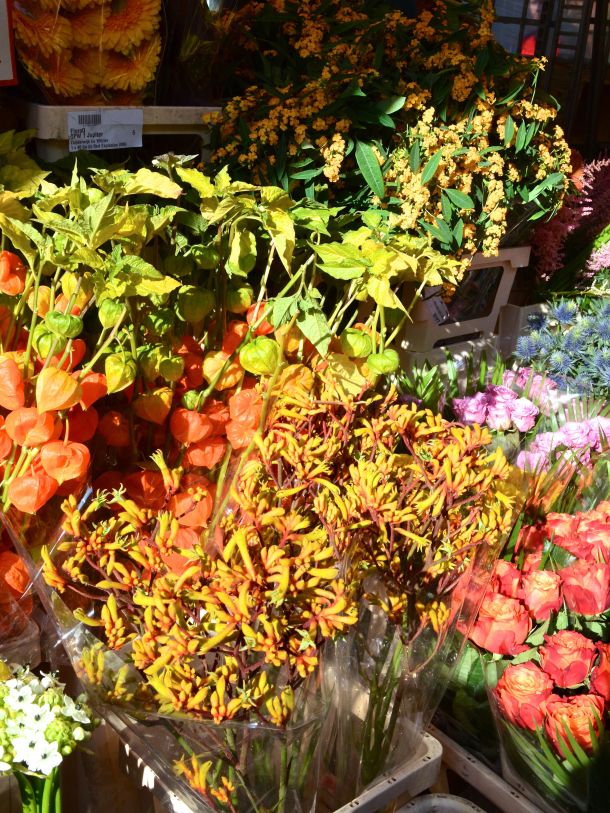 Call Me Katie - Columbia Road Flower Market in East London - 15