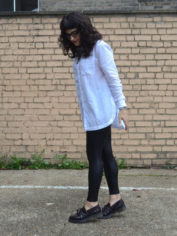 Call Me Katie - wearing black leather style leggings with an oversized white boyfriend shirt and fitted black jumper for a day to night office look - 05