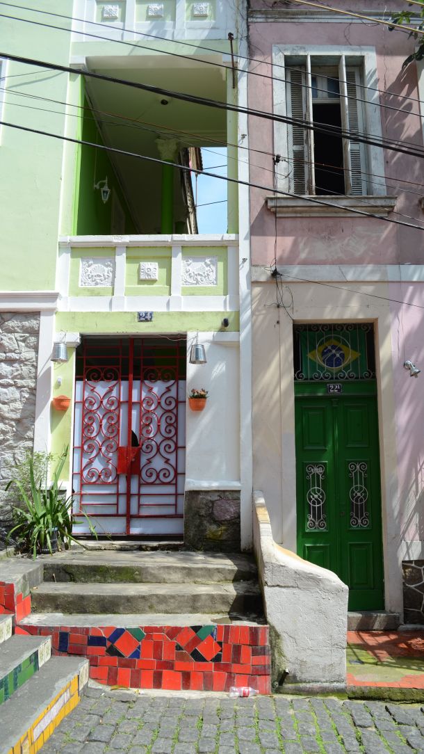 Call Me Katie - Escadaria Selarón in Lapa, Rio de Janeiro - 10