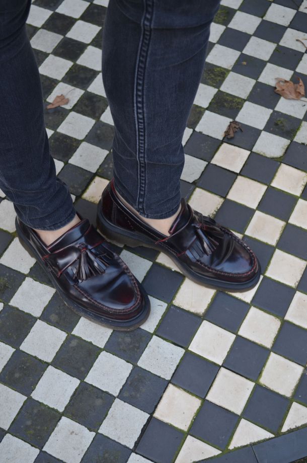 Call Me Katie - White winter coat, black skinny jeans, Dr Martens loafers, black sweater, Maison Scotch button down shirt, bracelets by Whistle and Bango and a Casio watch via ASOS for a weekend or casual office look - 10