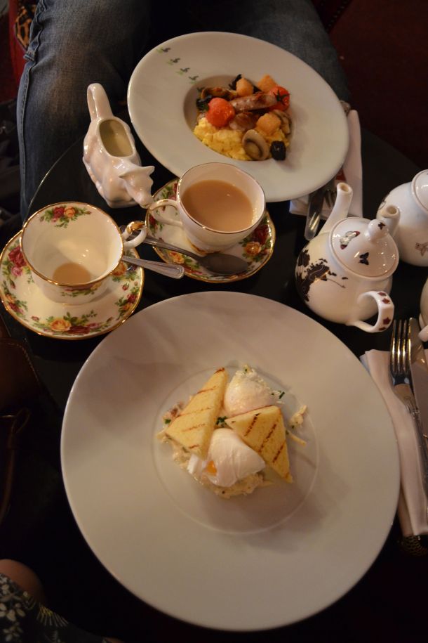 Call Me Katie - Breakfast in the Parlour at London's Sketch with poached eggs, sausages, tea, toast and more. Also great for brunch in London. - 10