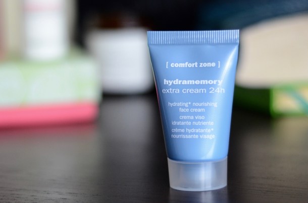 Call Me Katie - Comfort Zone Day & Night Kit with Cleansing Milk, Make-up Remover Eye Care, Hydramemory Extra Cream and Renight Recover Cream - 5 of 7