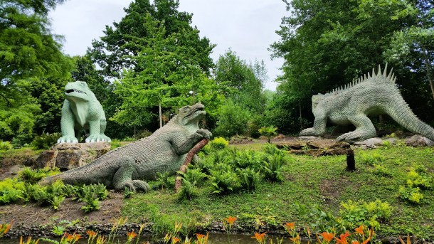 Call Me Katie - What I Wore - gold leather shorts and a palm print vest top for a weekend walk in the park 13